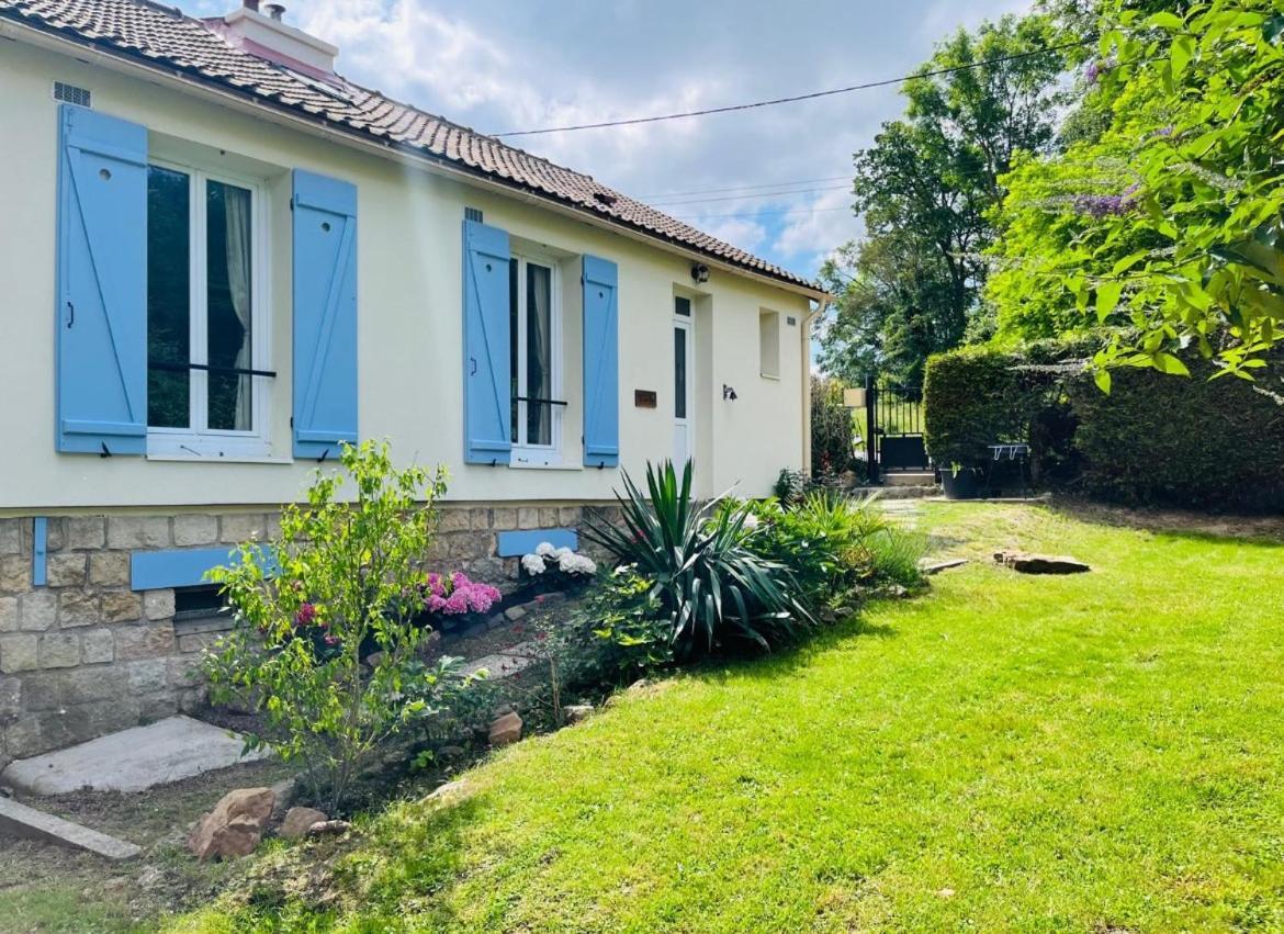 Les Volets Bleus Villa Parmain ภายนอก รูปภาพ